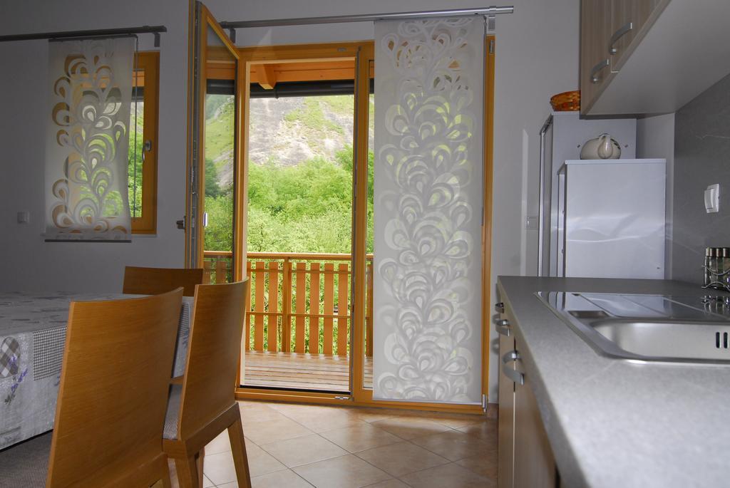 Apartment House Cviter Bovec Habitación foto